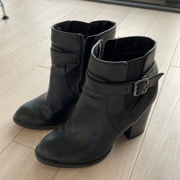 Aldo Shoes - Aldo Black Leather Block Heel Ankle Boots